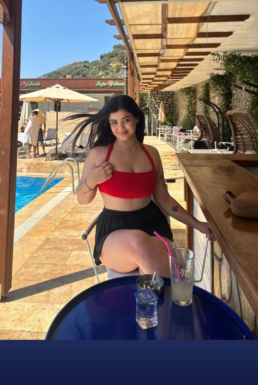 Karamanlı Elden Ödeme Escort Bayan Selin